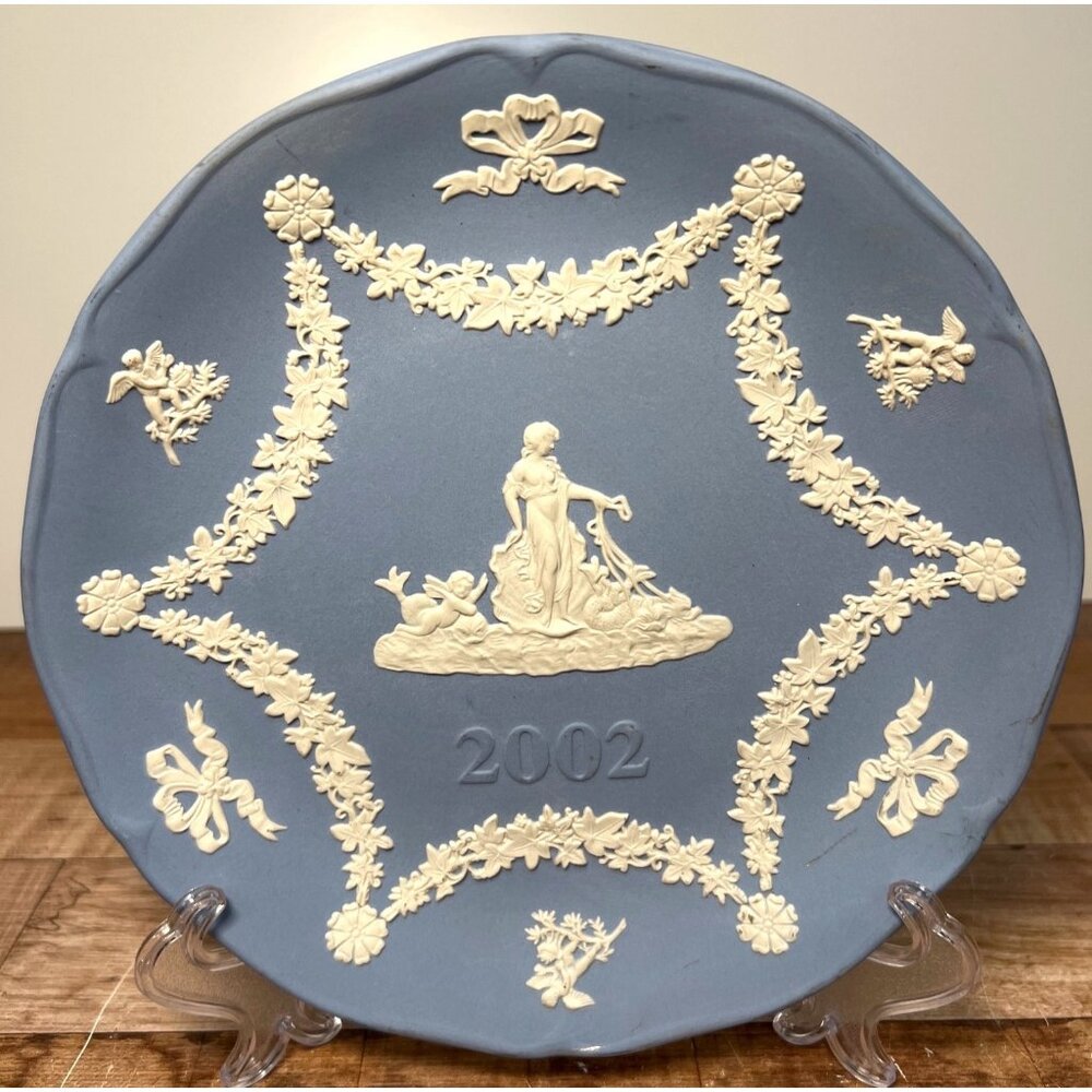 Wedgwood Jasperware 2002 Blue Collectible Plate With Cherub & Woman Design